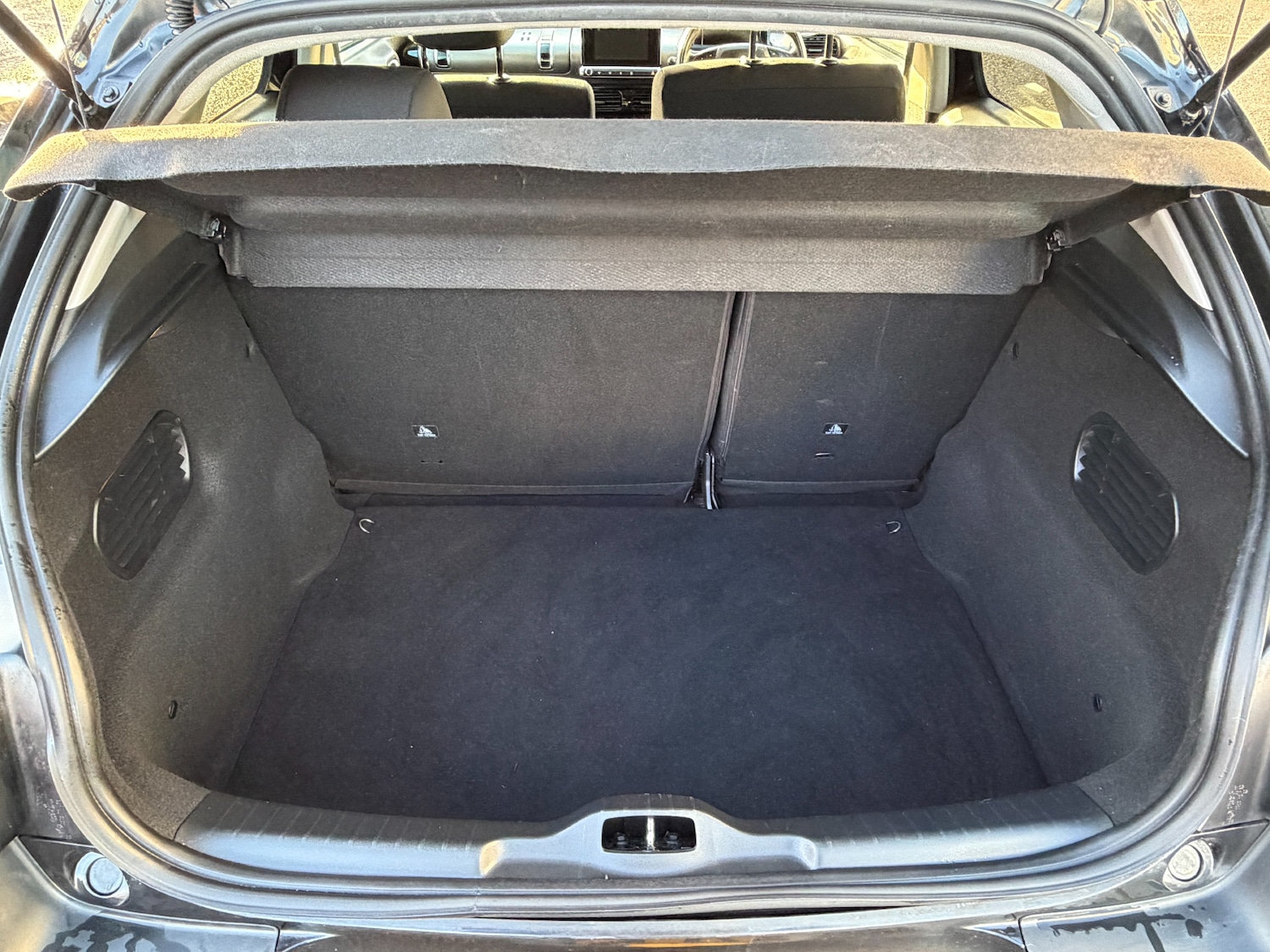 Used Citroen C4 Cactus 2017 for sale - 76845415: Photo 10