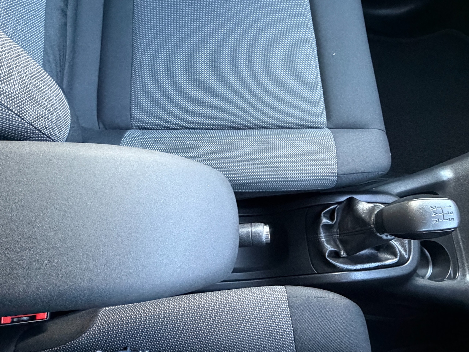 Used Citroen C4 Cactus 2017 for sale - 76845415: Photo 21