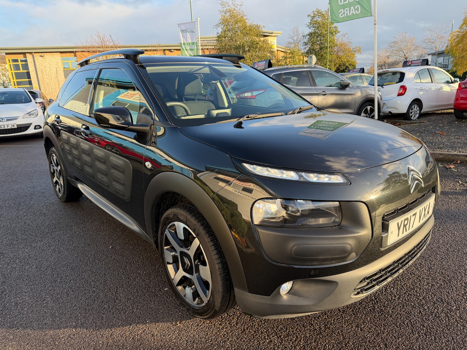 Used Citroen C4 Cactus 2017 for sale - 76845415: Photo 3