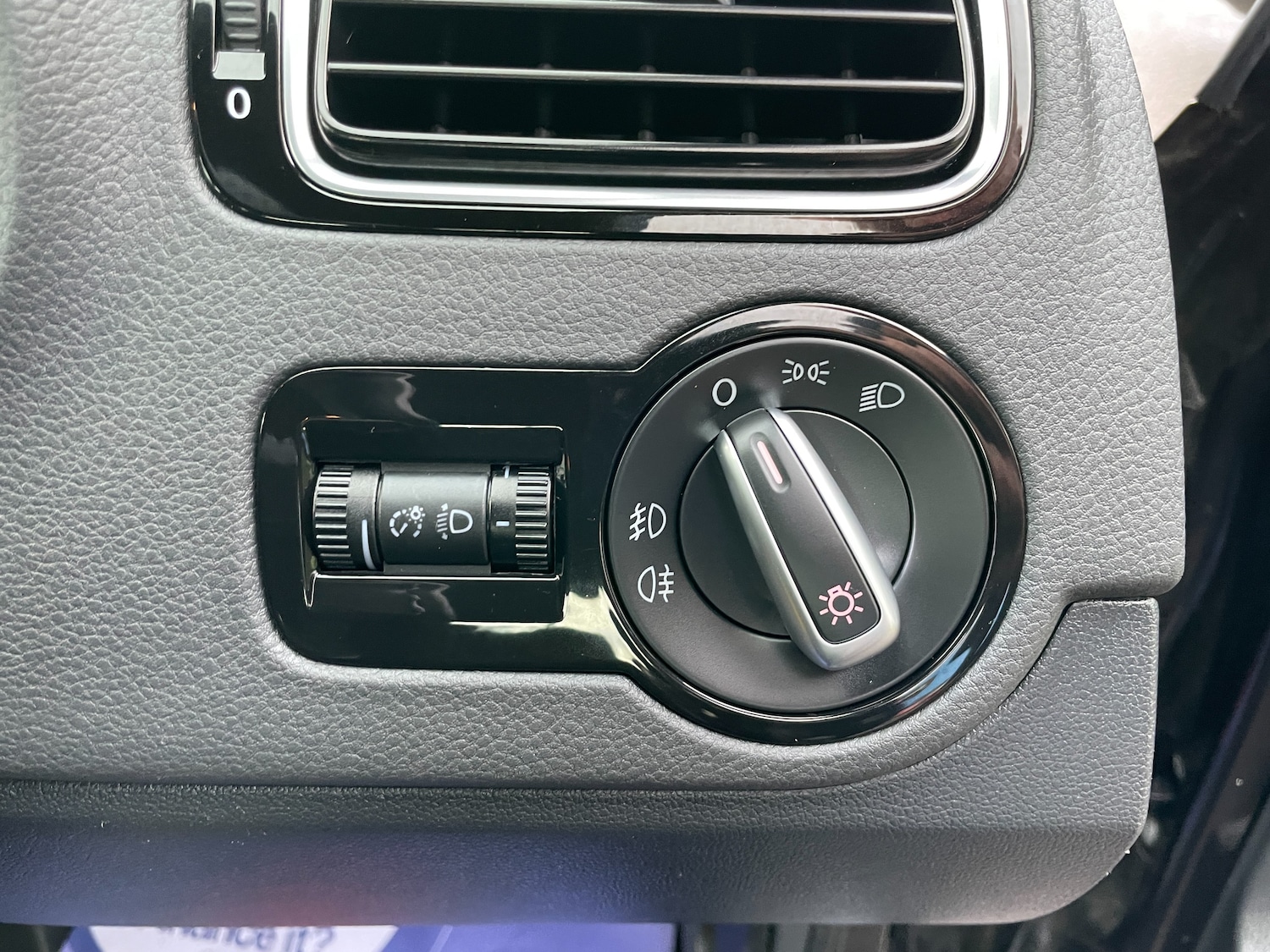 Used Volkswagen Polo 2013 for sale - 76477464: Photo 22