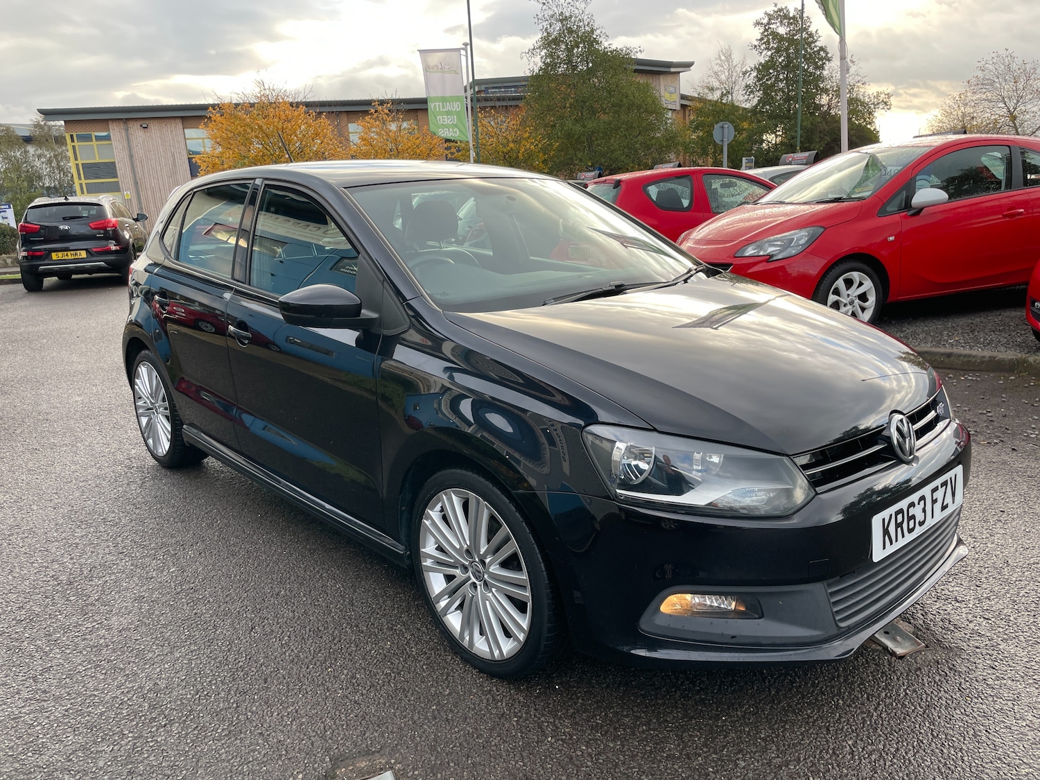 Used Volkswagen Polo 2013 for sale - 76477464: Photo 3