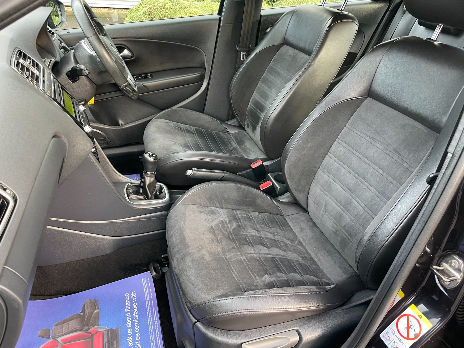 Used Volkswagen Polo 2013 for sale - 76477464: Photo 9