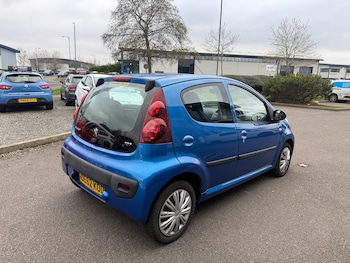 Used Peugeot 107 2013 for sale - 77368810: Photo