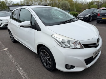 Used Toyota Yaris 2013 for sale - 78273154: Photo