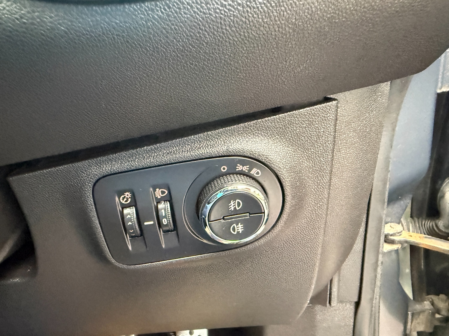 Used Vauxhall Corsa 2016 for sale - 77679751: Photo 17