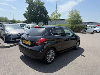 Used Peugeot 208 2016 for sale - 79010564: Photo