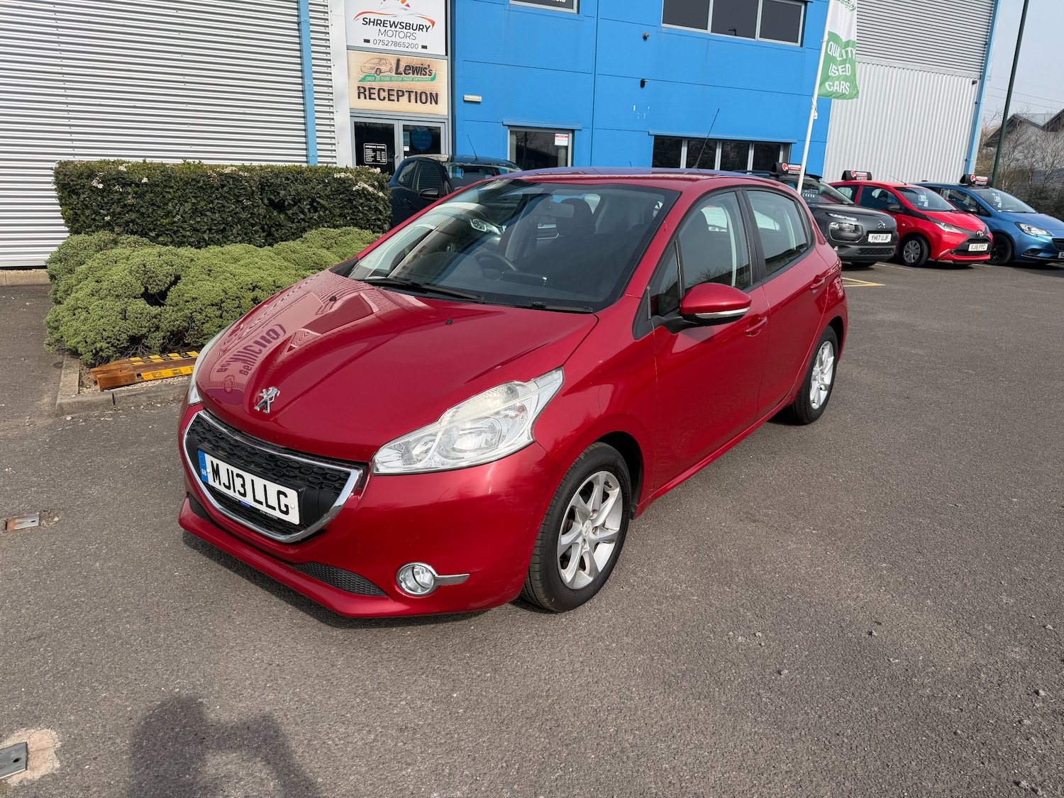 Used Peugeot 208 2013 for sale - 77966552: Photo 1