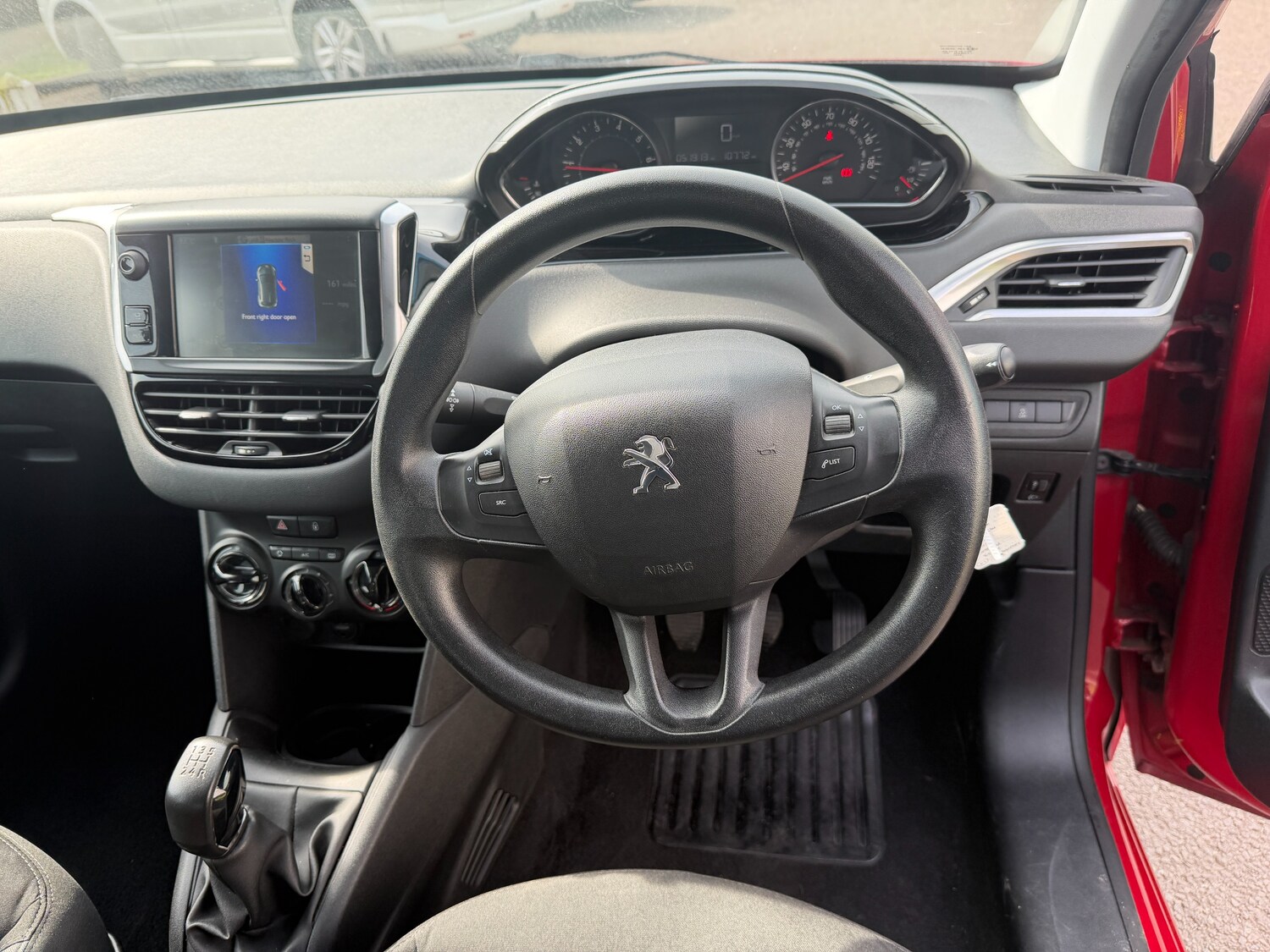 Used Peugeot 208 2013 for sale - 77966552: Photo 11