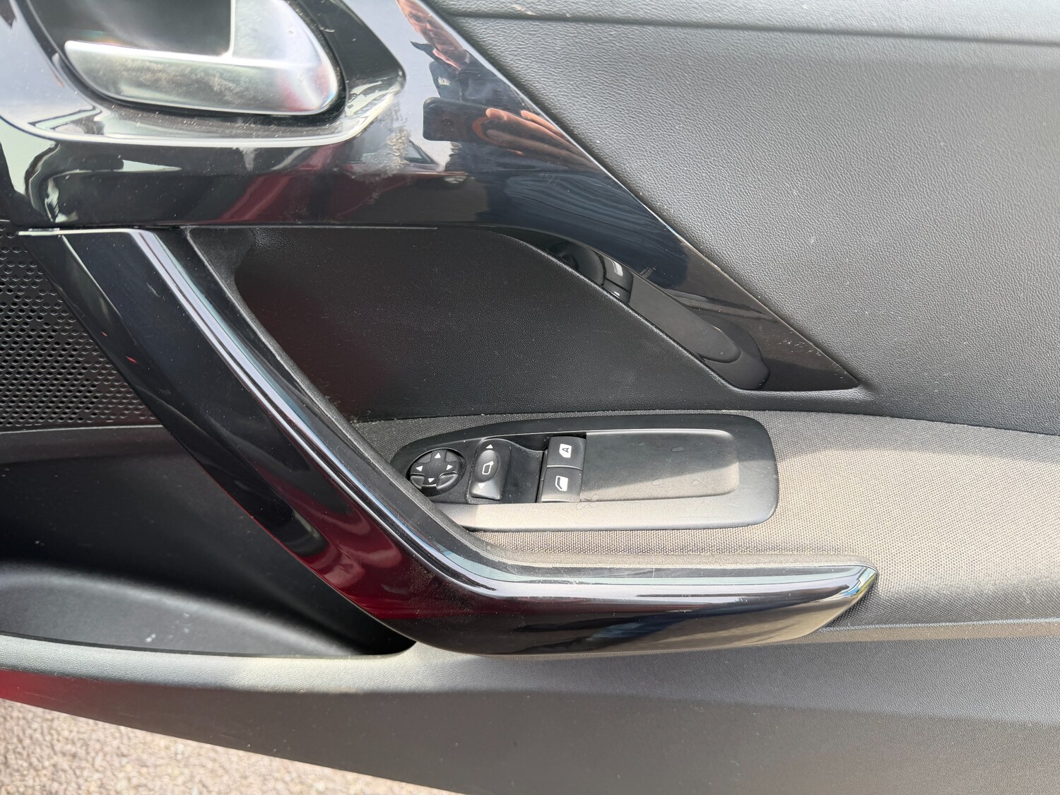 Used Peugeot 208 2013 for sale - 77966552: Photo 12