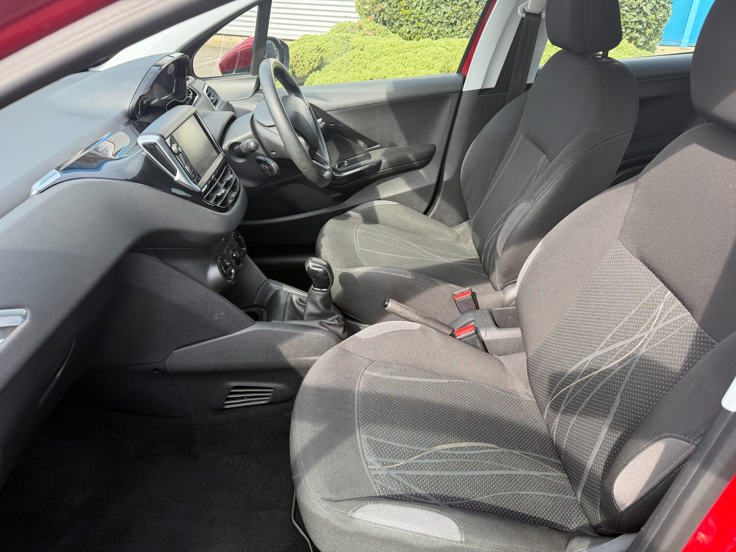 Used Peugeot 208 2013 for sale - 77966552: Photo 7