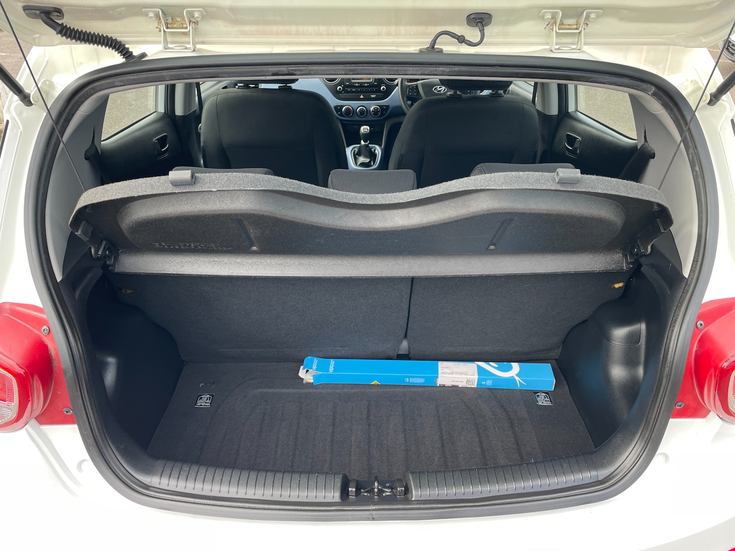 Used Hyundai i10 2023 for sale - 77013953: Photo 11