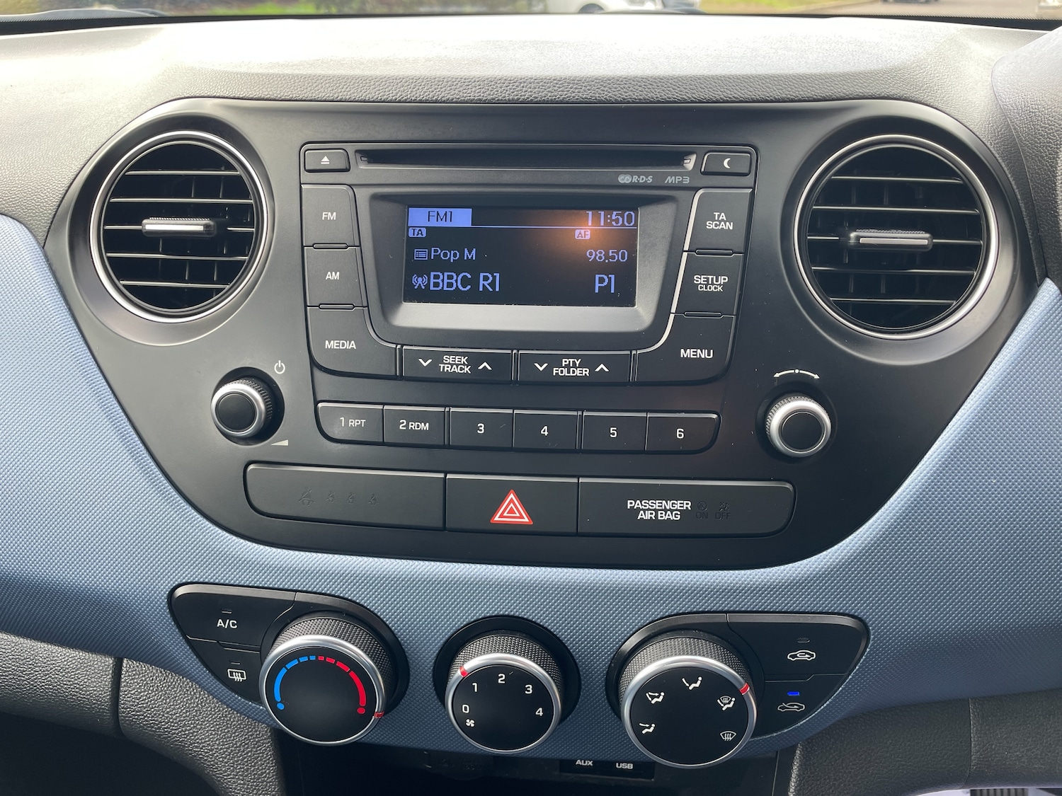 Used Hyundai i10 2023 for sale - 77013953: Photo 15