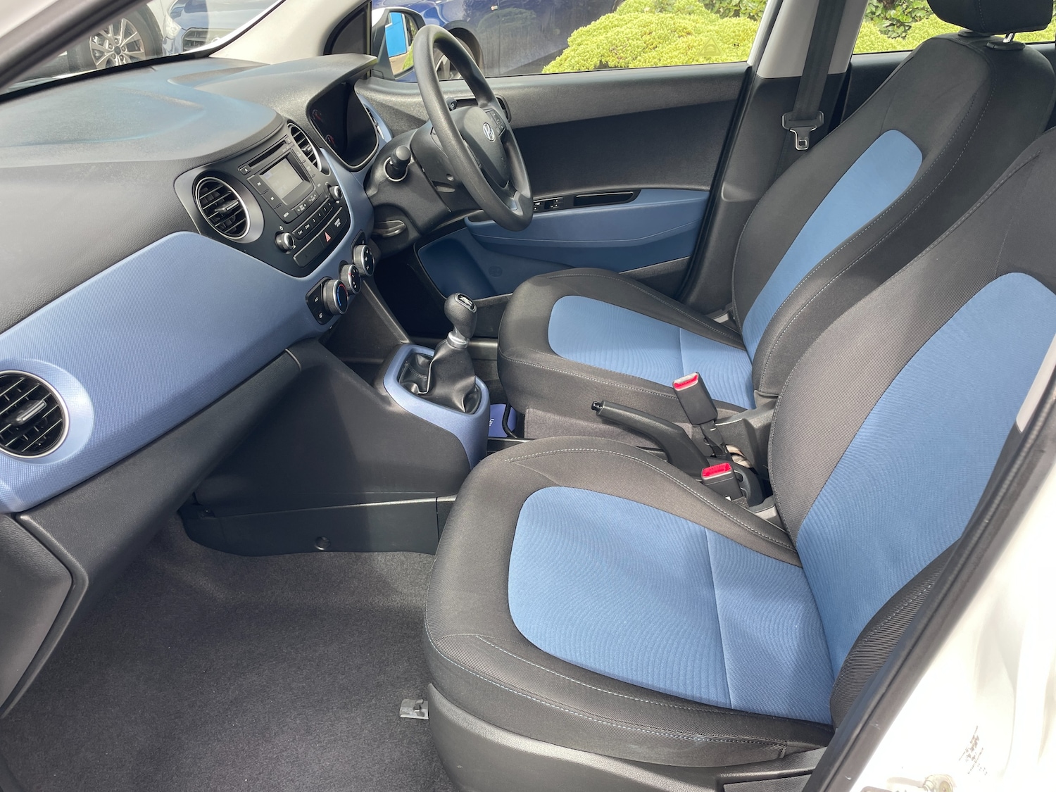 Used Hyundai i10 2023 for sale - 77013953: Photo 9