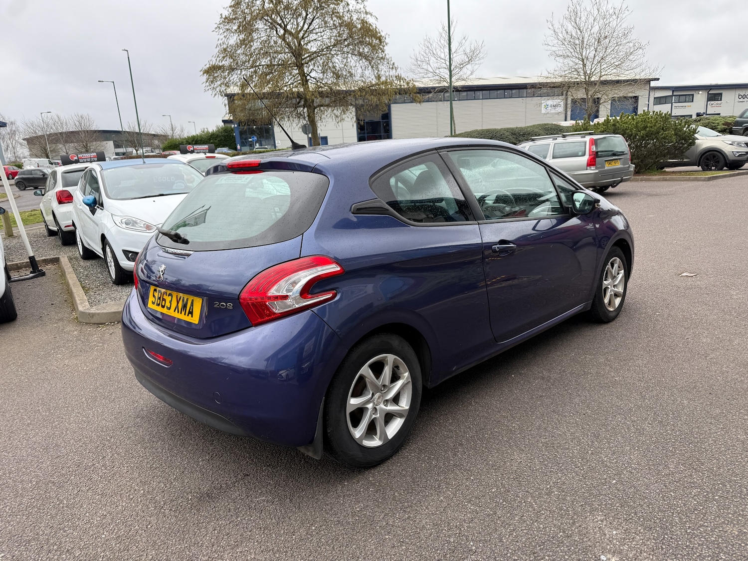 Used Peugeot 208 2014 for sale - 77679756: Photo 3