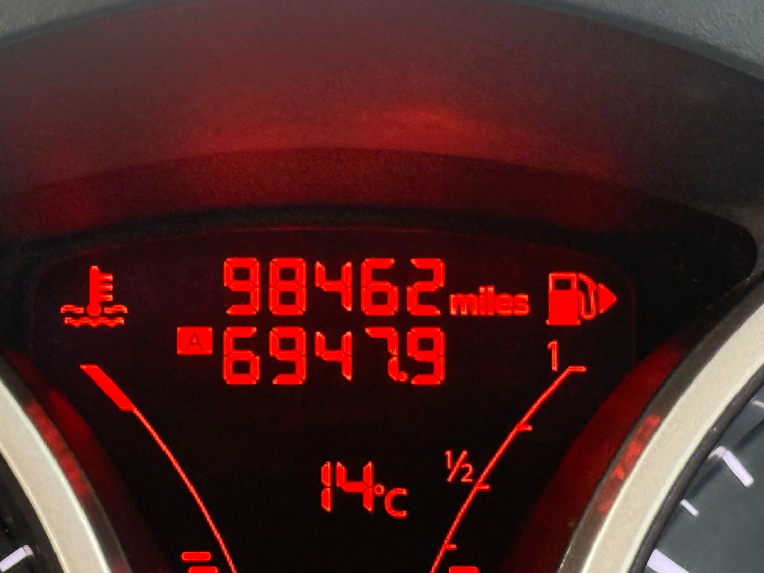 Used Nissan Juke 2014 for sale - 76477467: Photo 26