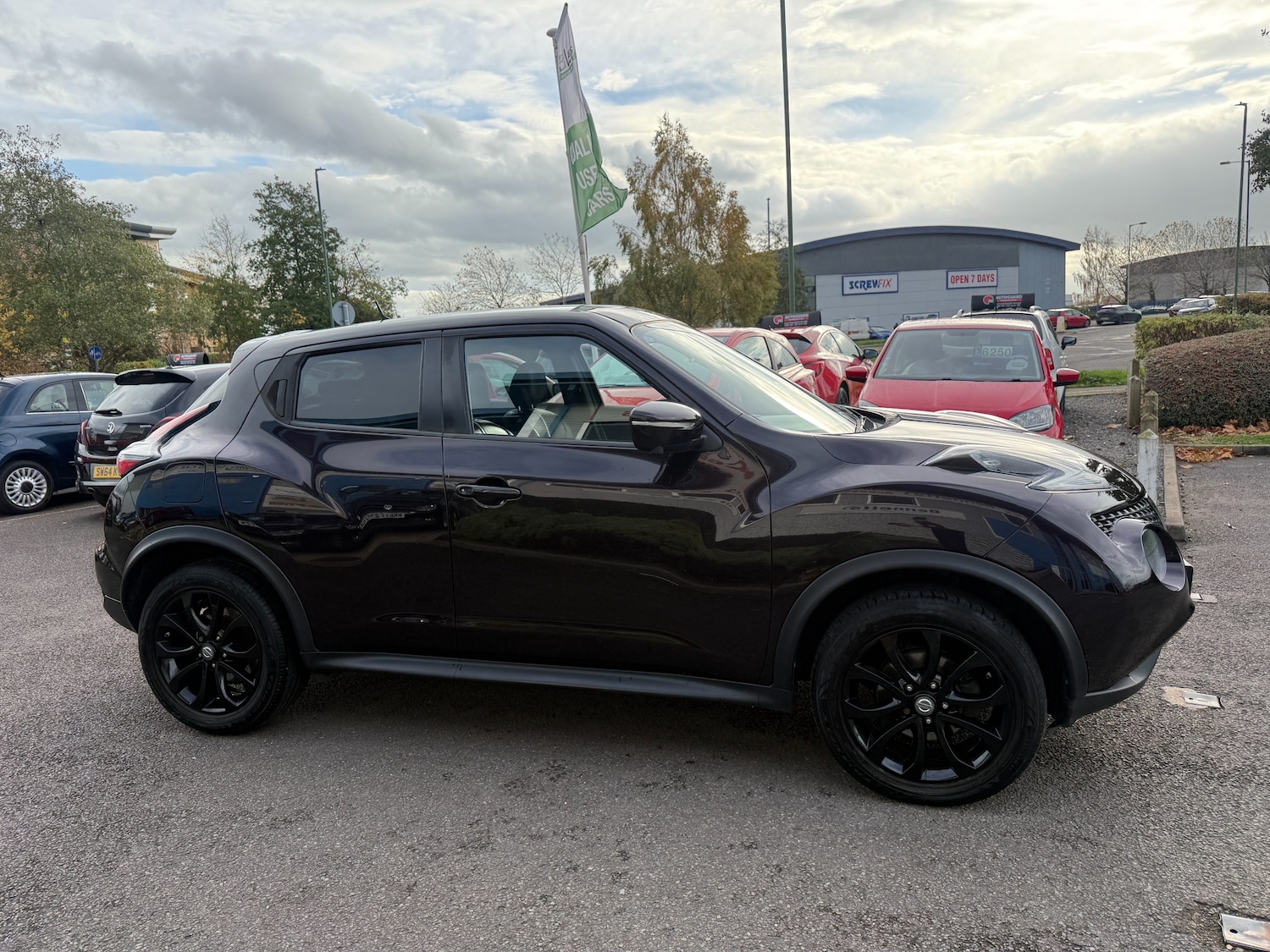 Used Nissan Juke 2014 for sale - 76477467: Photo 4