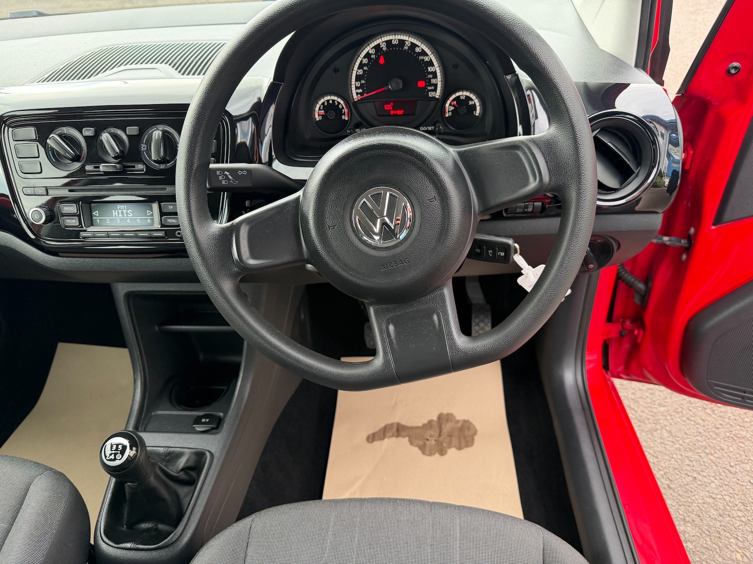 Used Volkswagen up! 2014 for sale - 77665939: Photo 13