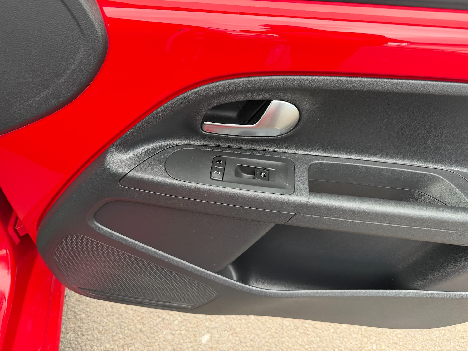 Used Volkswagen up! 2014 for sale - 77665939: Photo 14