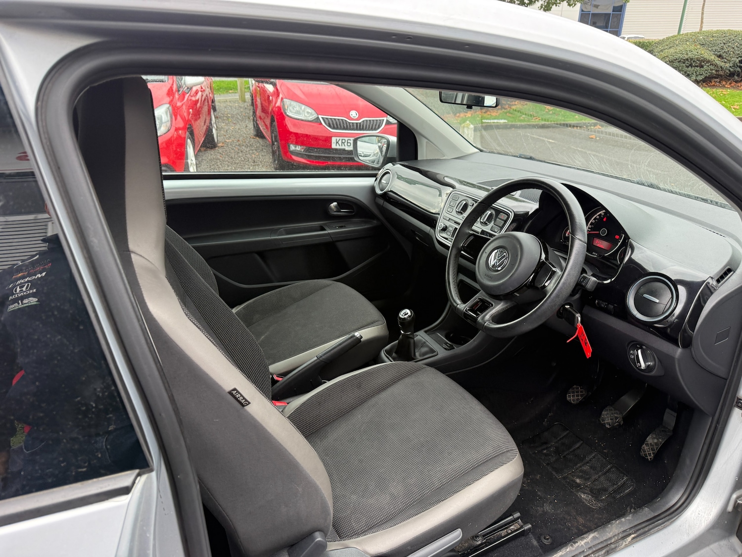 Used Volkswagen up! 2013 for sale - 76542235: Photo 6