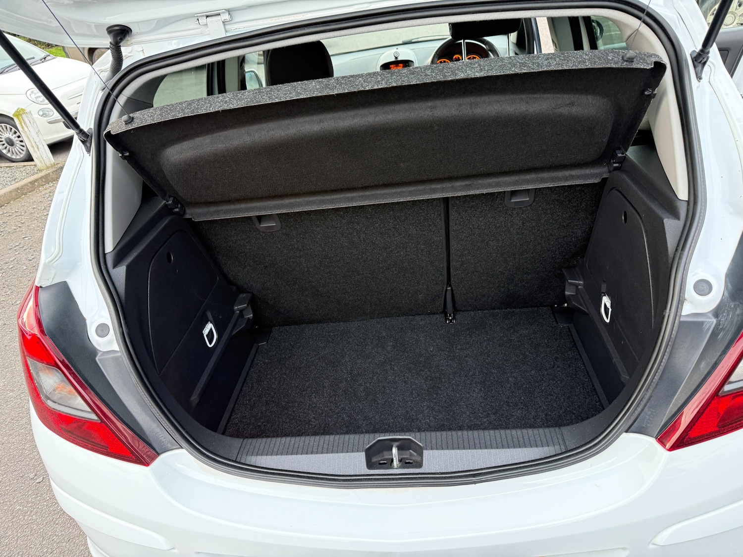 Used Vauxhall Corsa 2011 for sale - 77582515: Photo 13