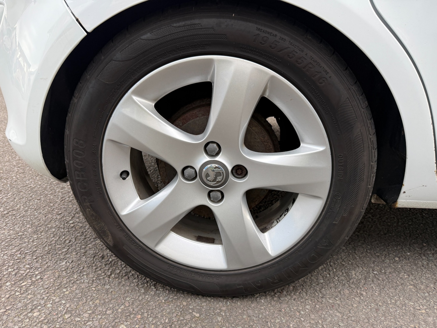 Used Vauxhall Corsa 2011 for sale - 77582515: Photo 25