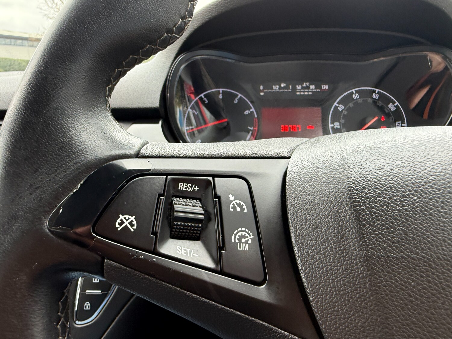 Used Vauxhall Corsa 2015 for sale - 78098420: Photo 11