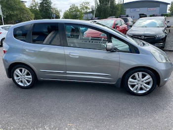Used Honda Jazz 2010 for sale - 75524740: Photo