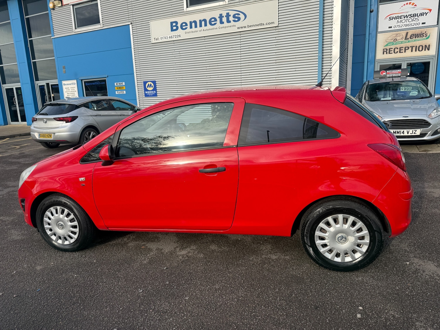 Used Vauxhall Corsa 2012 for sale - 77200761: Photo 10
