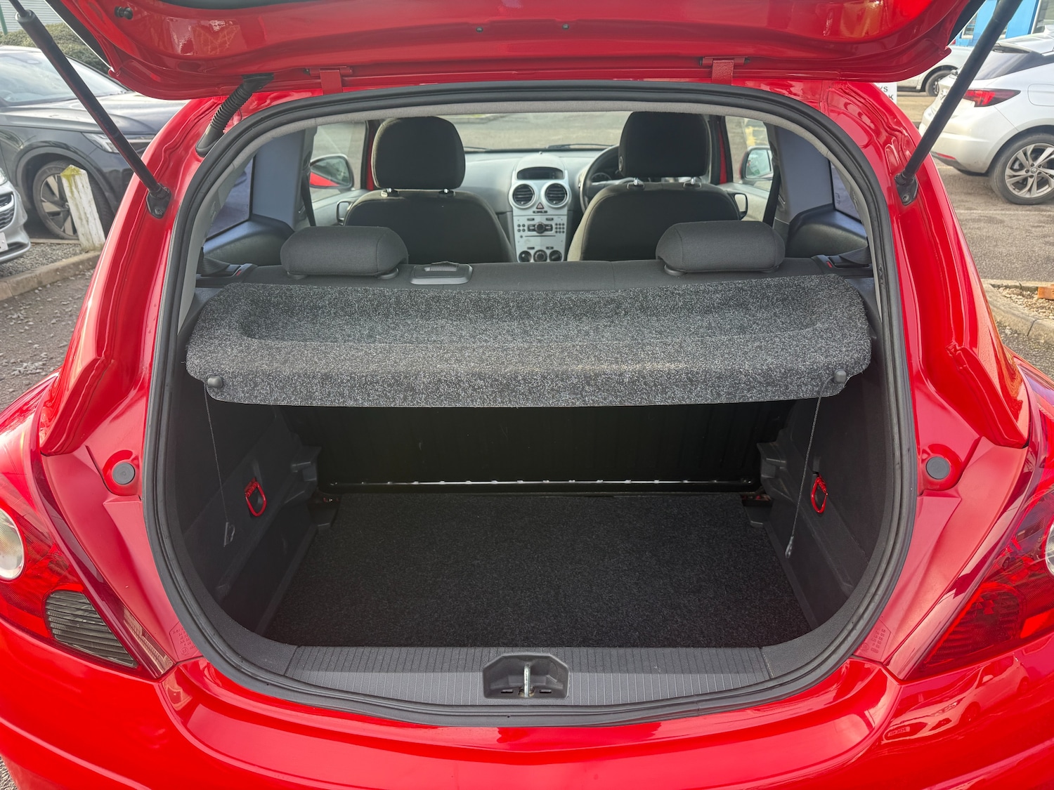 Used Vauxhall Corsa 2012 for sale - 77200761: Photo 11