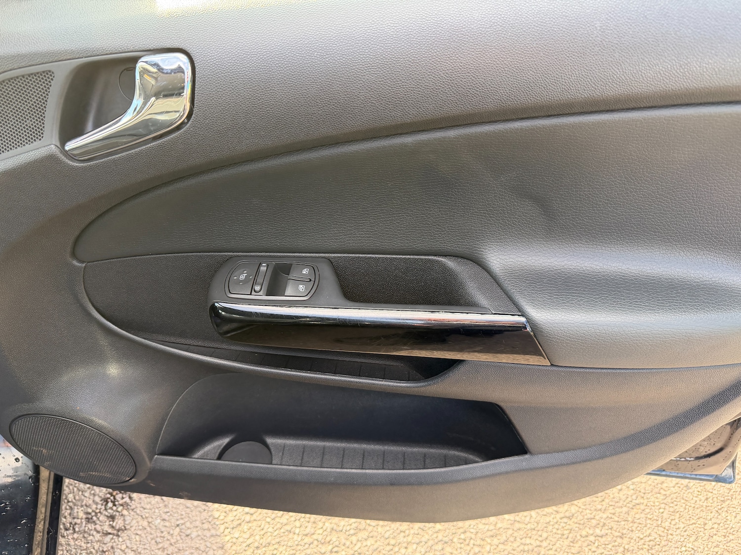 Used Vauxhall Corsa 2012 for sale - 77878660: Photo 13