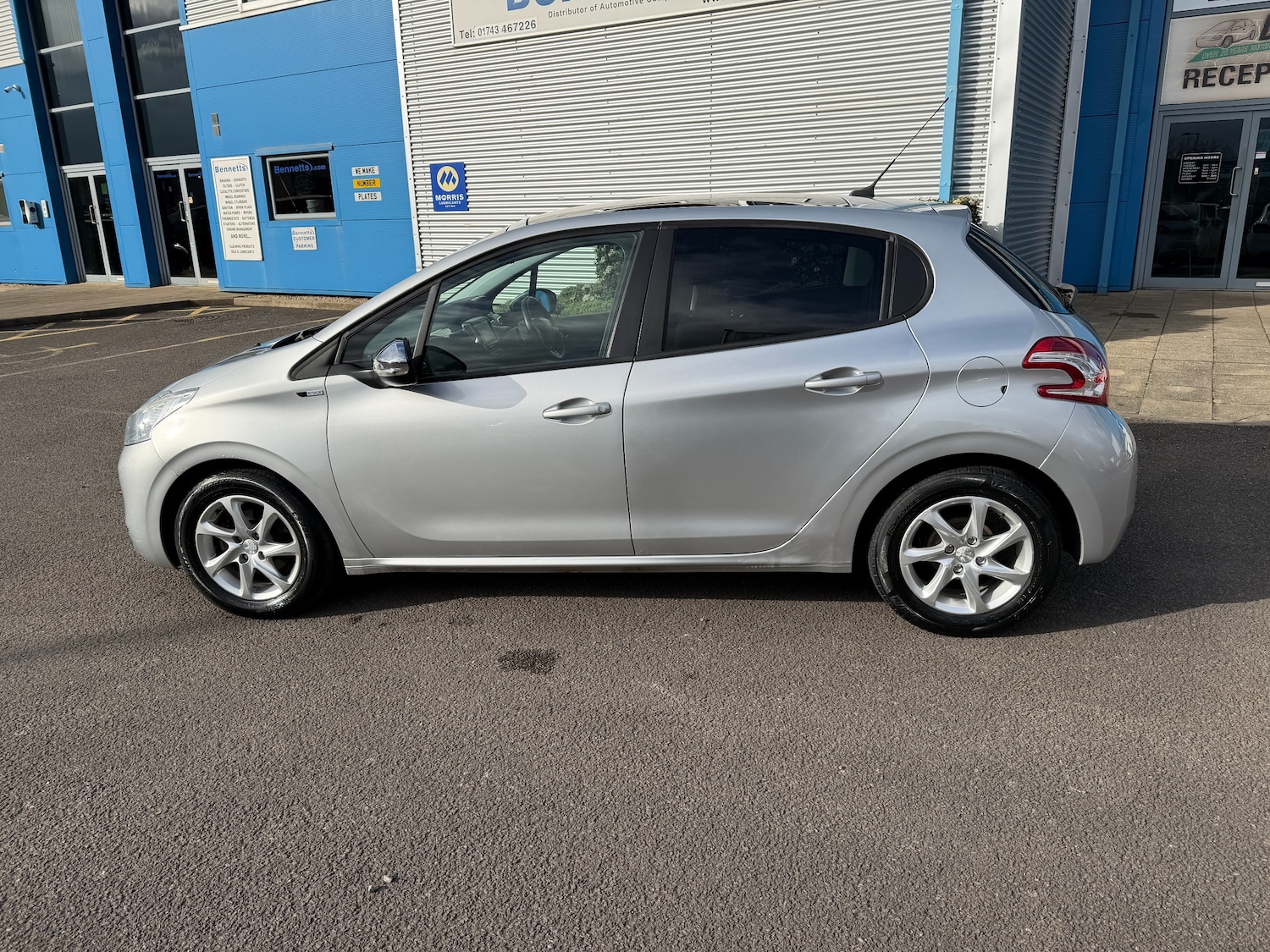 Used Peugeot 208 2014 for sale - 77665953: Photo 8