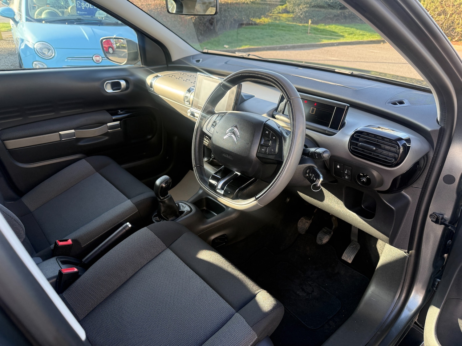 Used Citroen C4 Cactus 2017 for sale - 77743440: Photo 11