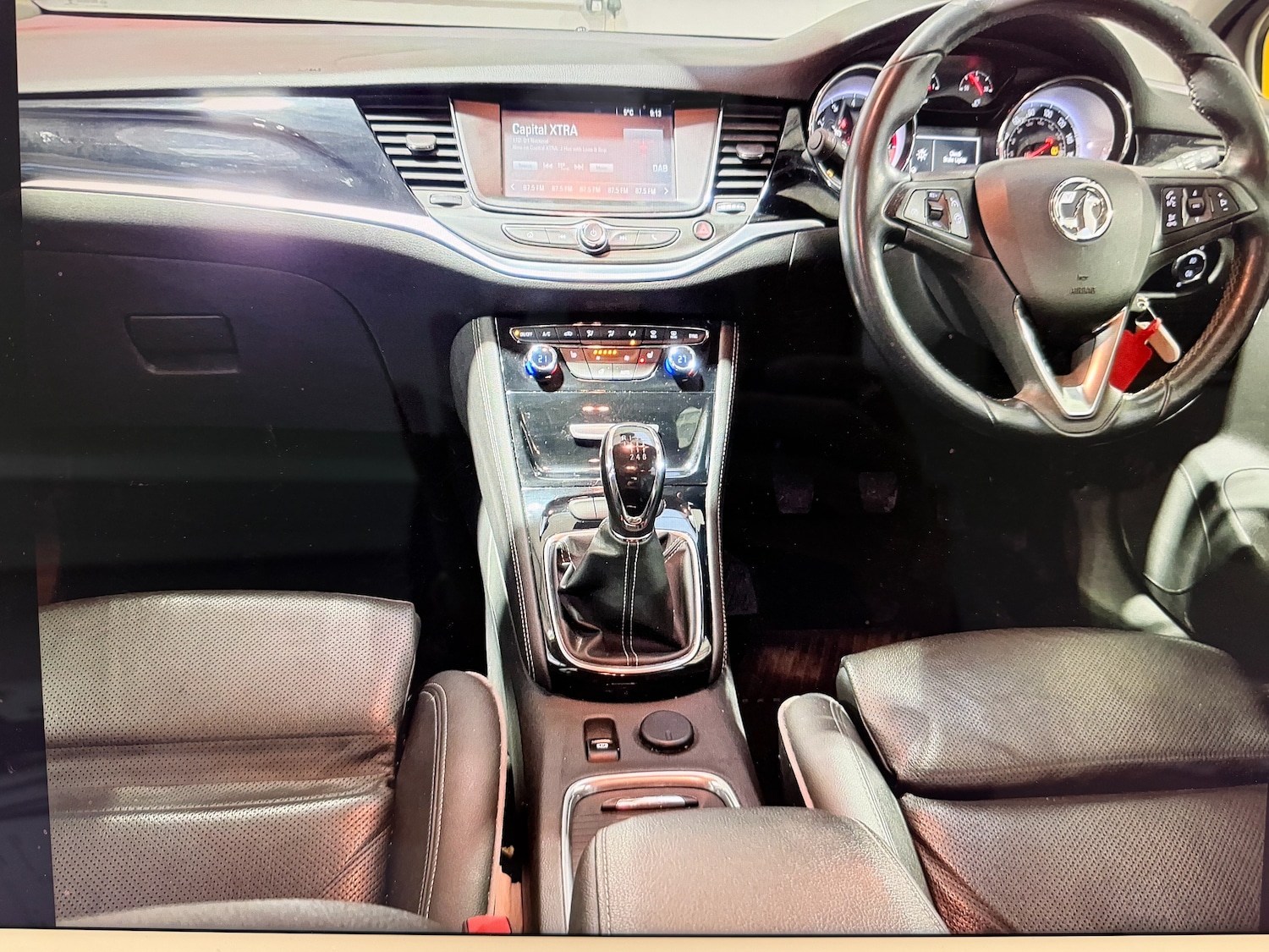 Used Vauxhall Astra 2016 for sale - 77546149: Photo 2