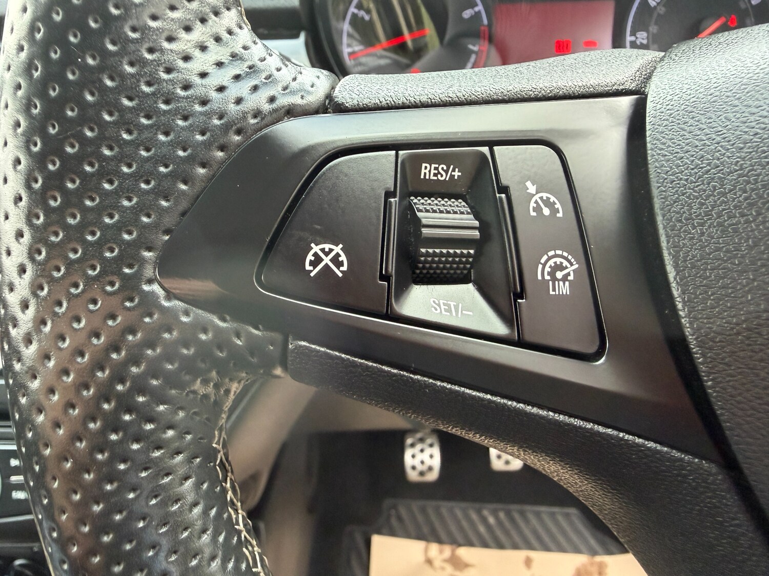 Used Vauxhall Corsa 2015 for sale - 77368800: Photo 15