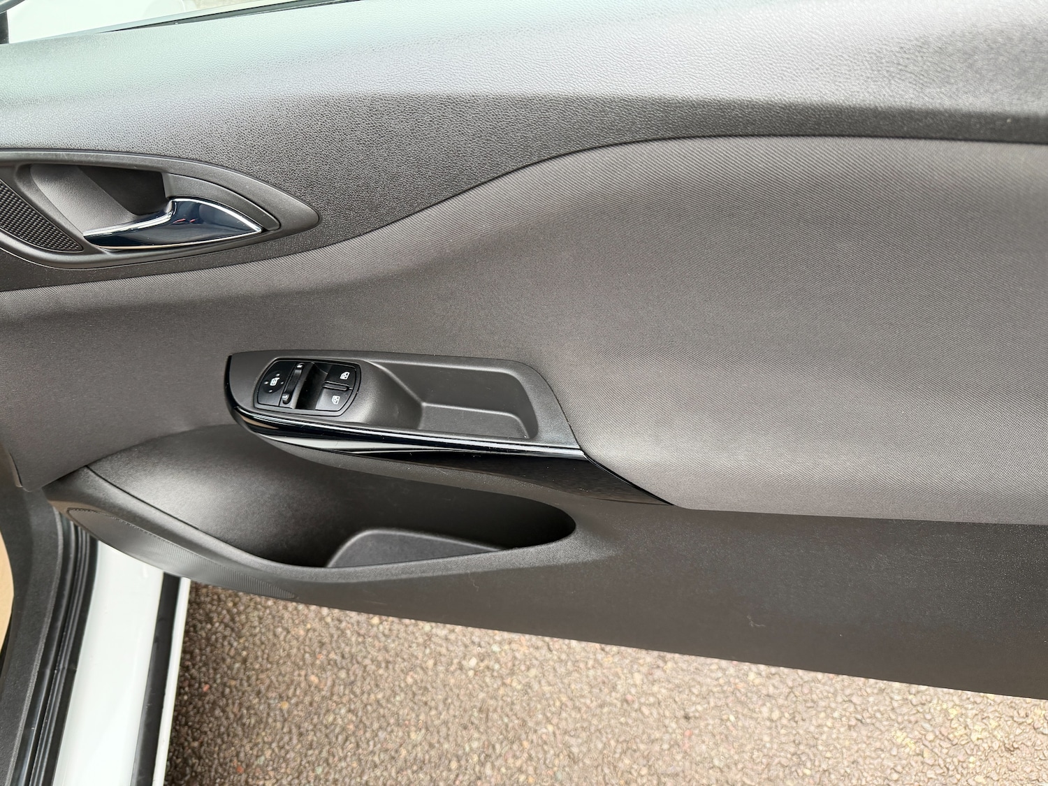 Used Vauxhall Corsa 2015 for sale - 77368800: Photo 21