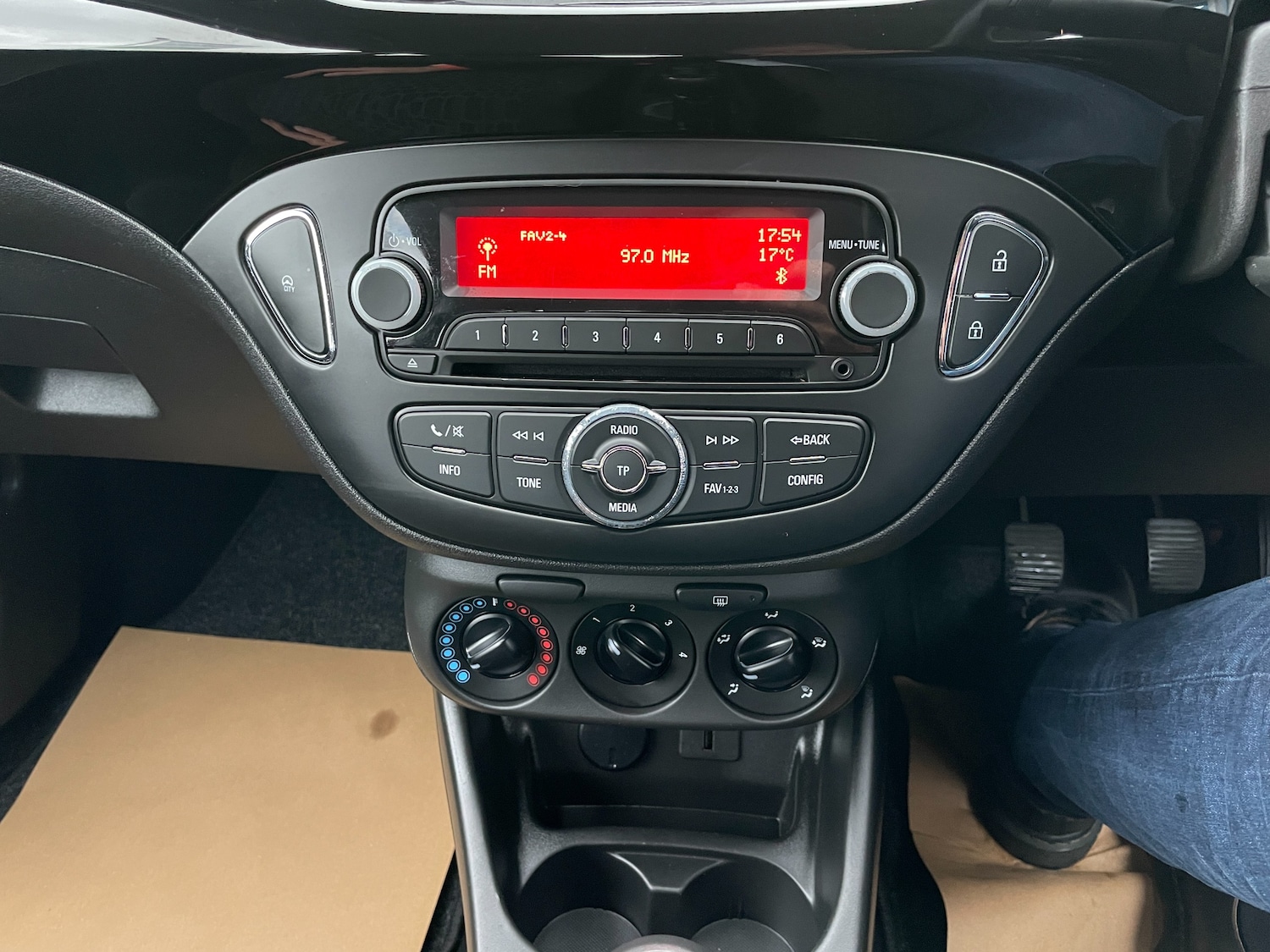 Used Vauxhall Corsa 2015 for sale - 77234037: Photo 17