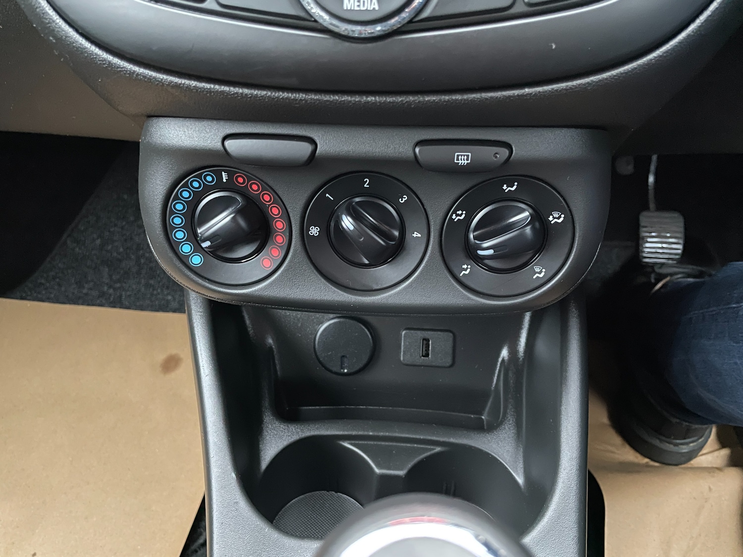 Used Vauxhall Corsa 2015 for sale - 77234037: Photo 18