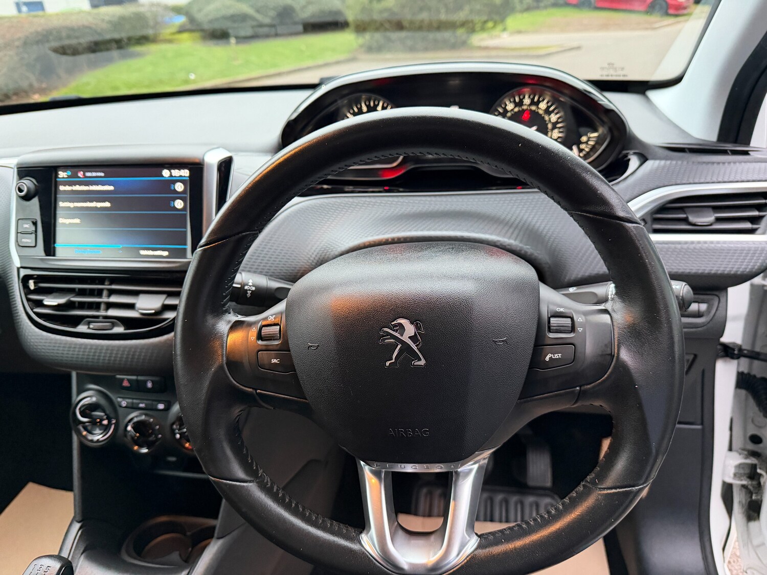 Used Peugeot 208 2017 for sale - 77593260: Photo 26