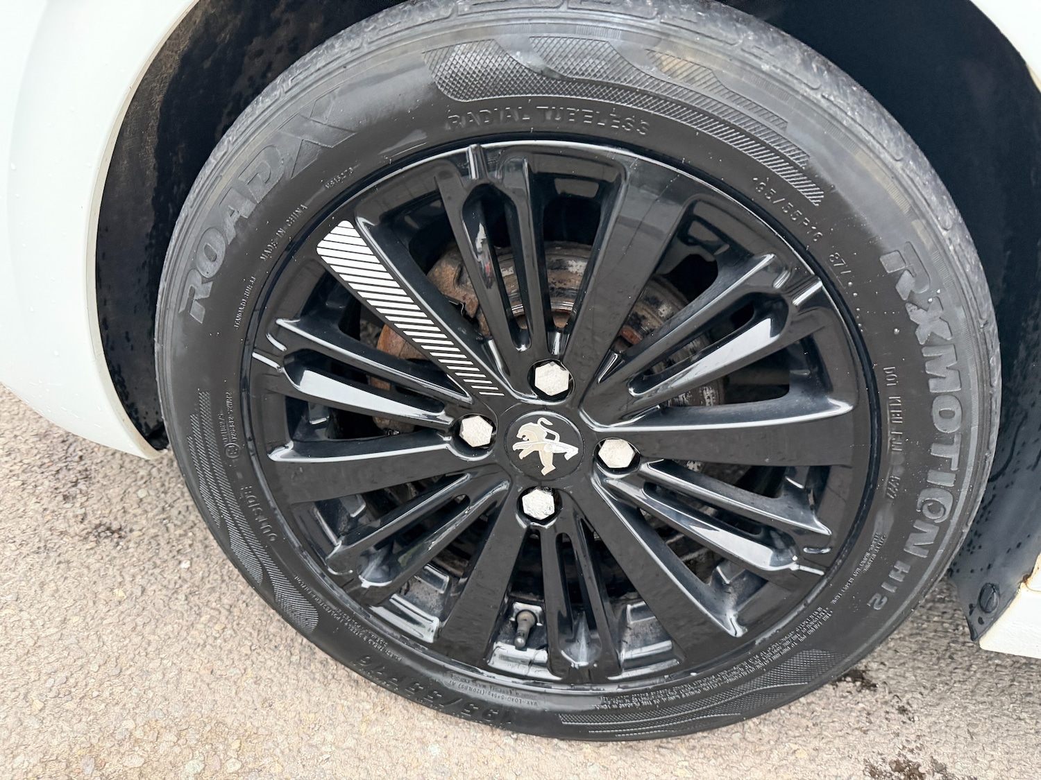 Used Peugeot 208 2017 for sale - 77593260: Photo 9