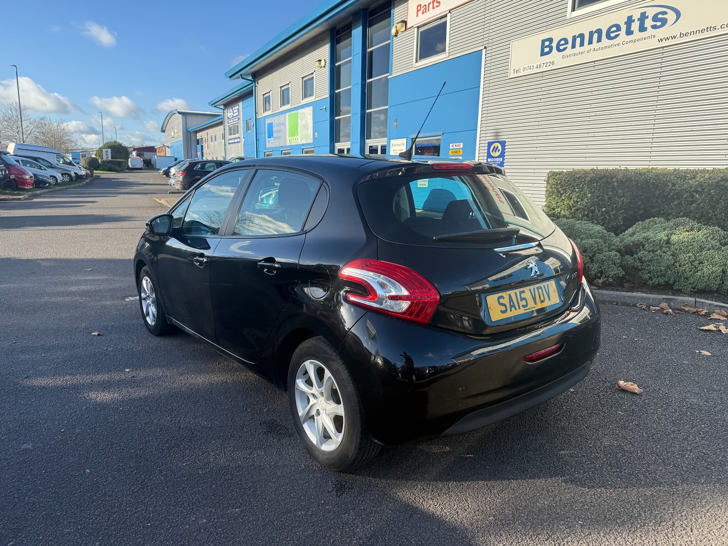Used Peugeot 208 2015 for sale - 76641639: Photo 4