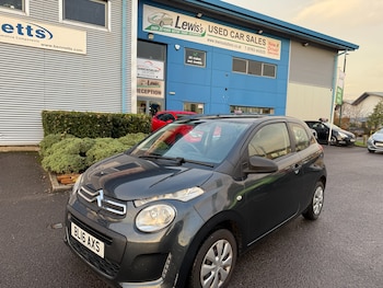 2016 (16) - 1.0 VTi Touch 3dr