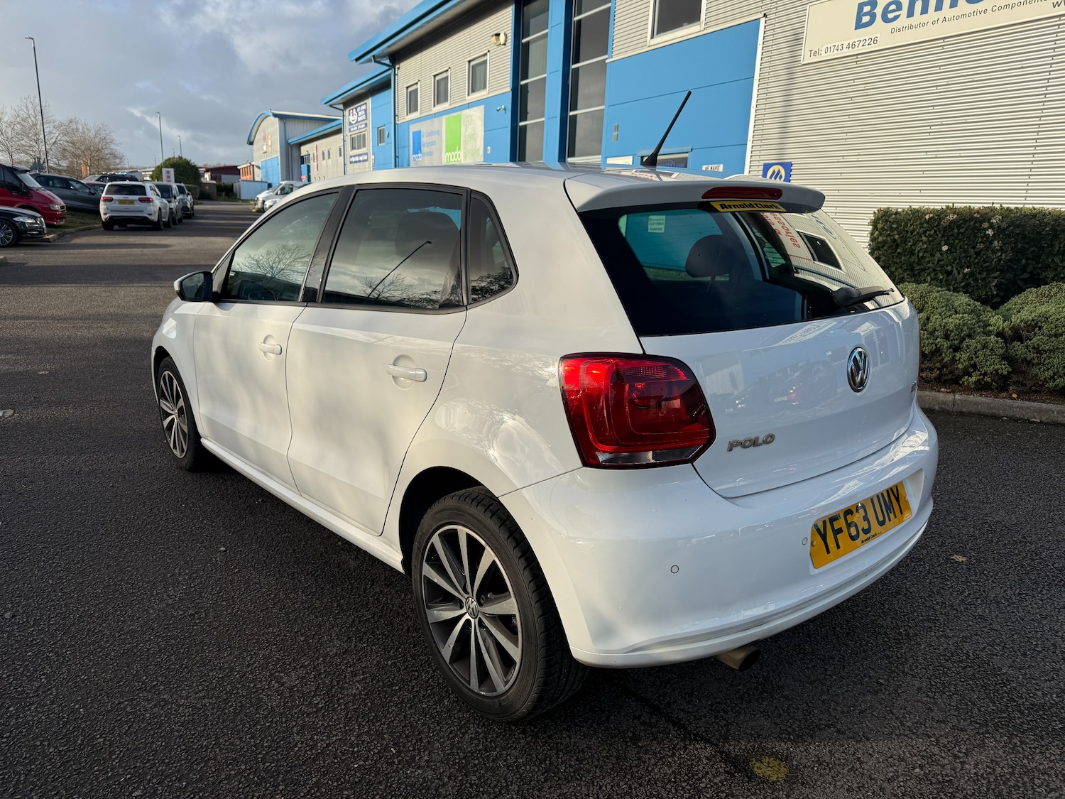 Used Volkswagen Polo 2014 for sale - 76896399: Photo 4