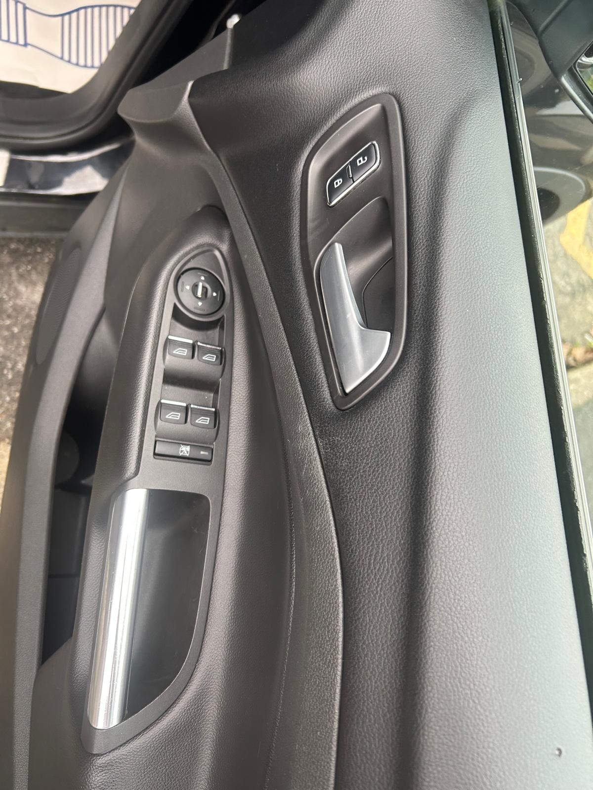 Used Ford Kuga 2014 for sale - 77300343: Photo 19