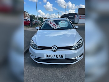 Used Volkswagen Golf 2017 for sale - 79081506: Photo