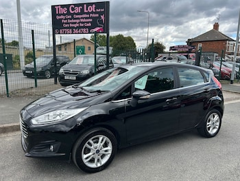 2016 (16) - 1.0 EcoBoost Zetec 5dr