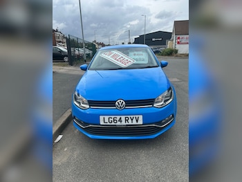Used Volkswagen Polo 2014 for sale - 75737641: Photo