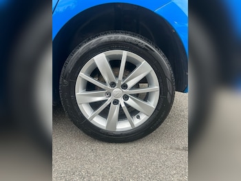 Used Volkswagen Polo 2014 for sale - 75737641: Photo