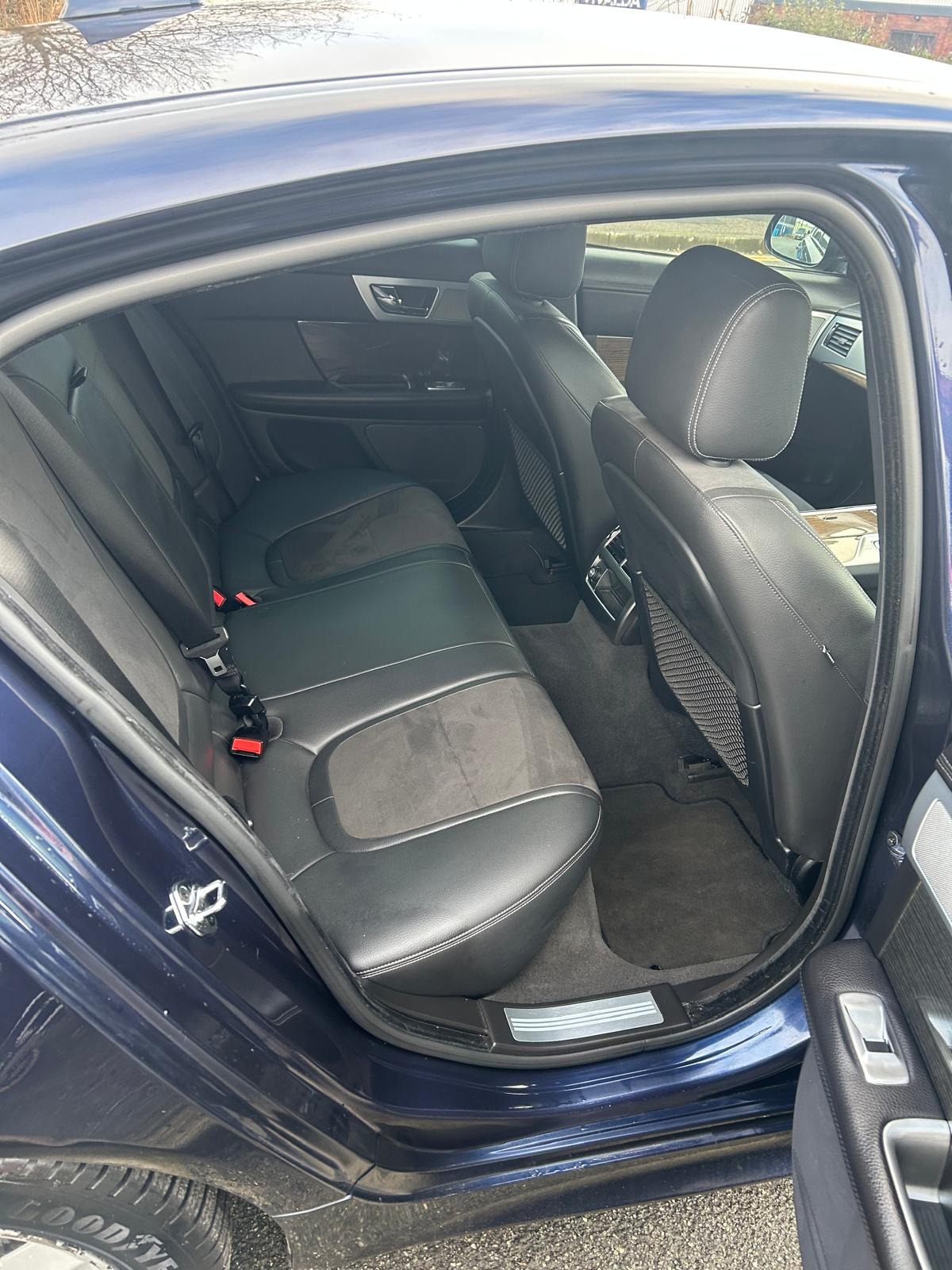 Used Jaguar XF 2014 for sale - 77241111: Photo 13