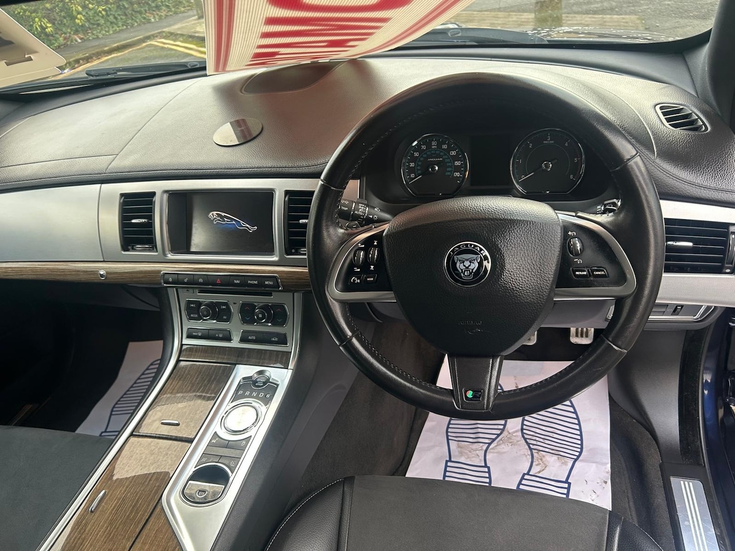 Used Jaguar XF 2014 for sale - 77241111: Photo 15