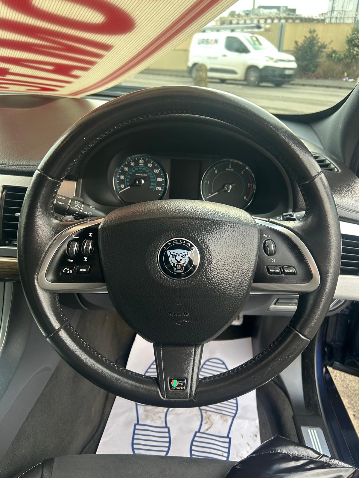 Used Jaguar XF 2014 for sale - 77241111: Photo 17